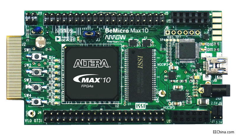MicroChip_BeMax10_TranBG_re.jpg