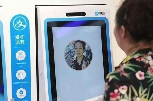 360截图18221225484637.png