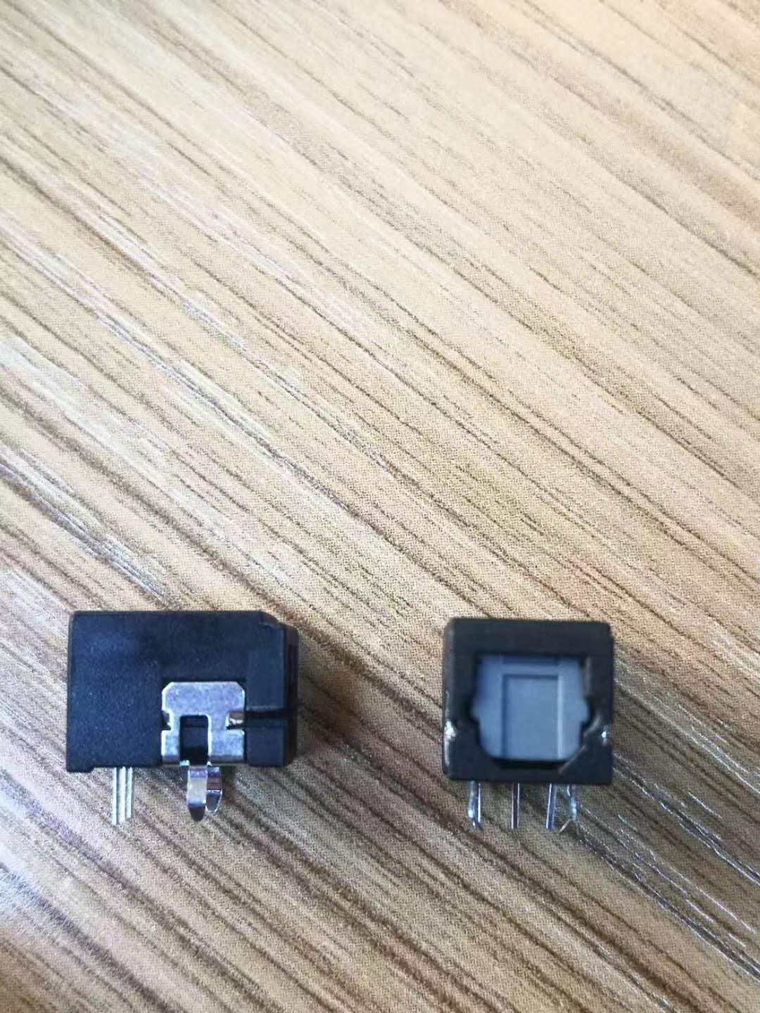光纤发射端子光纤接收端子...jpg