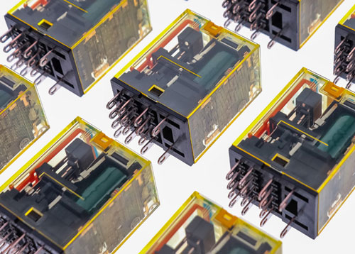 IDEC-RELAY-DIAGONAL-VIEW-CR.jpg