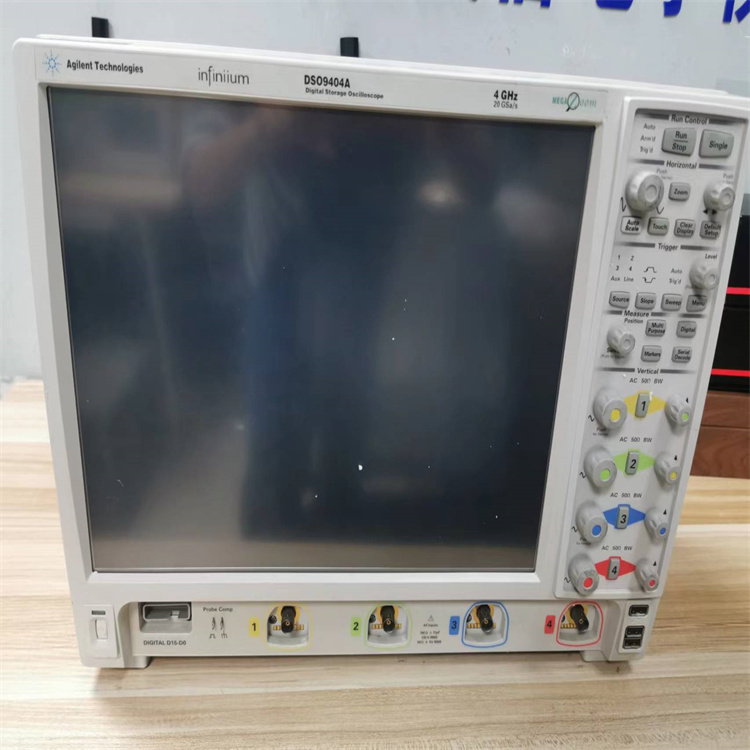 泰克Tektronix DPO5204B数字荧光示波器