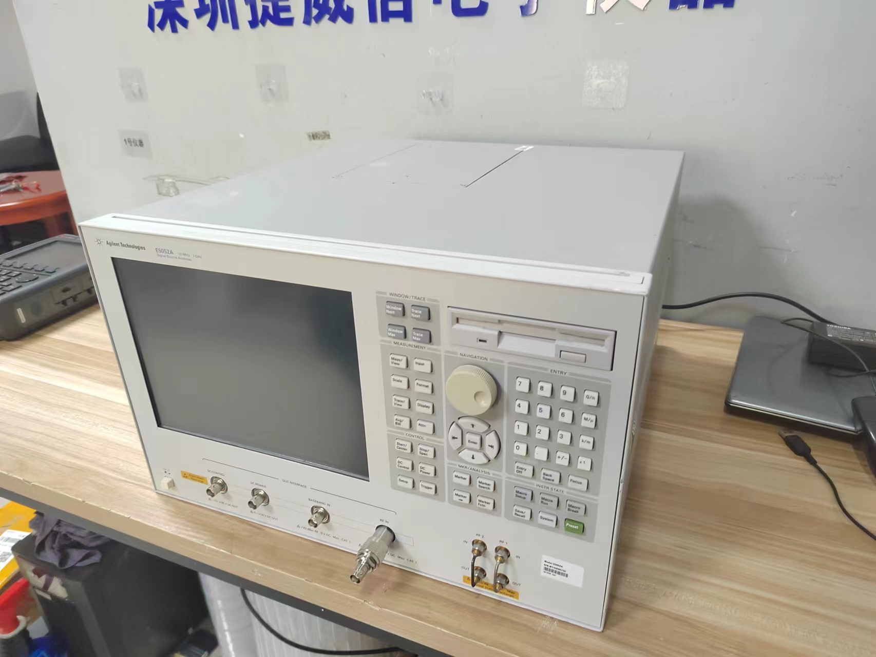 E5052A 7.jpg