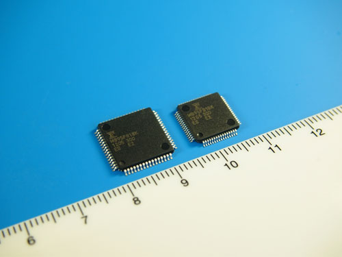 富士通半导体推出新型高性能8位微控制器系列产品- MB95810系列